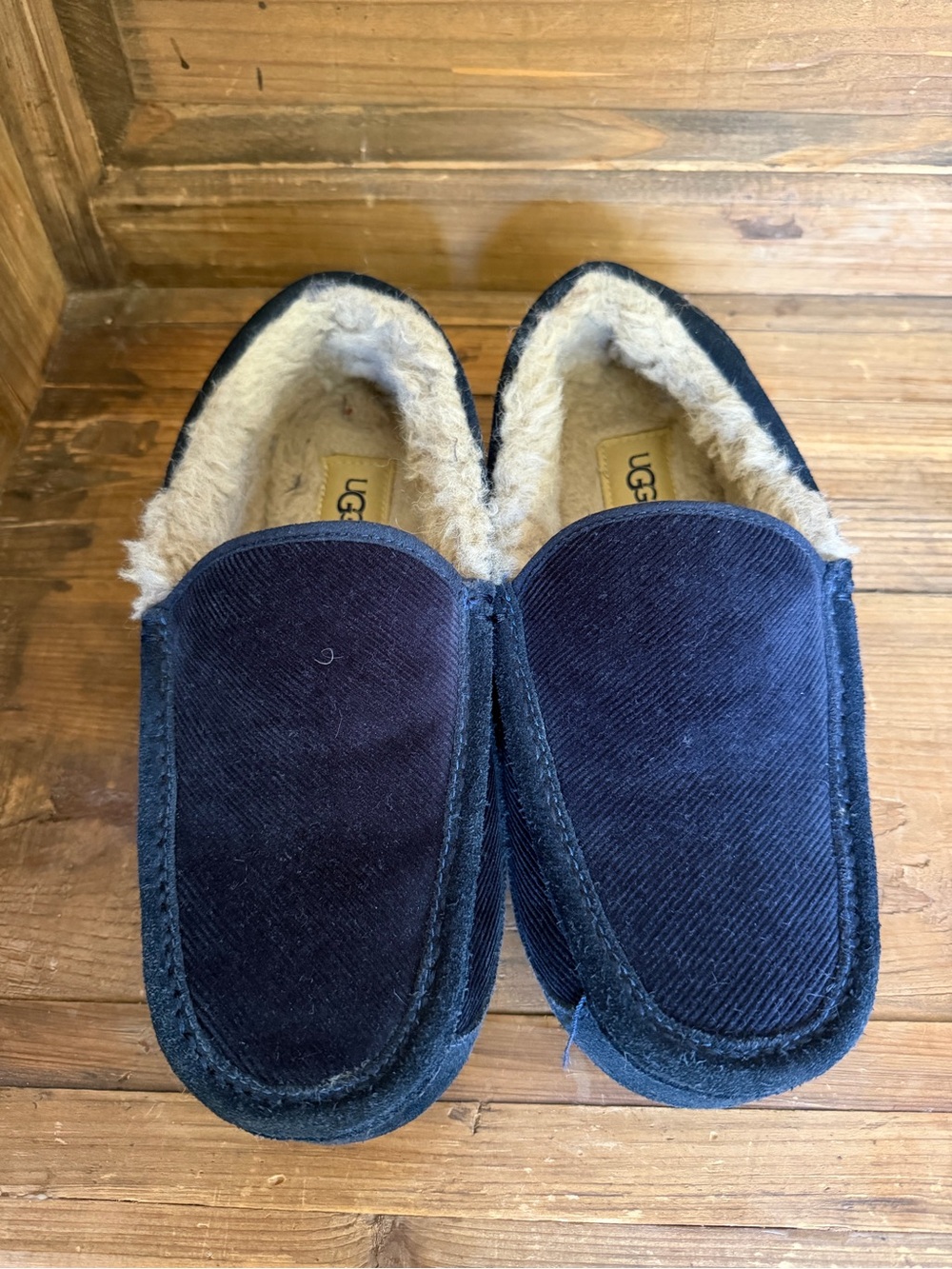 UGG size 7